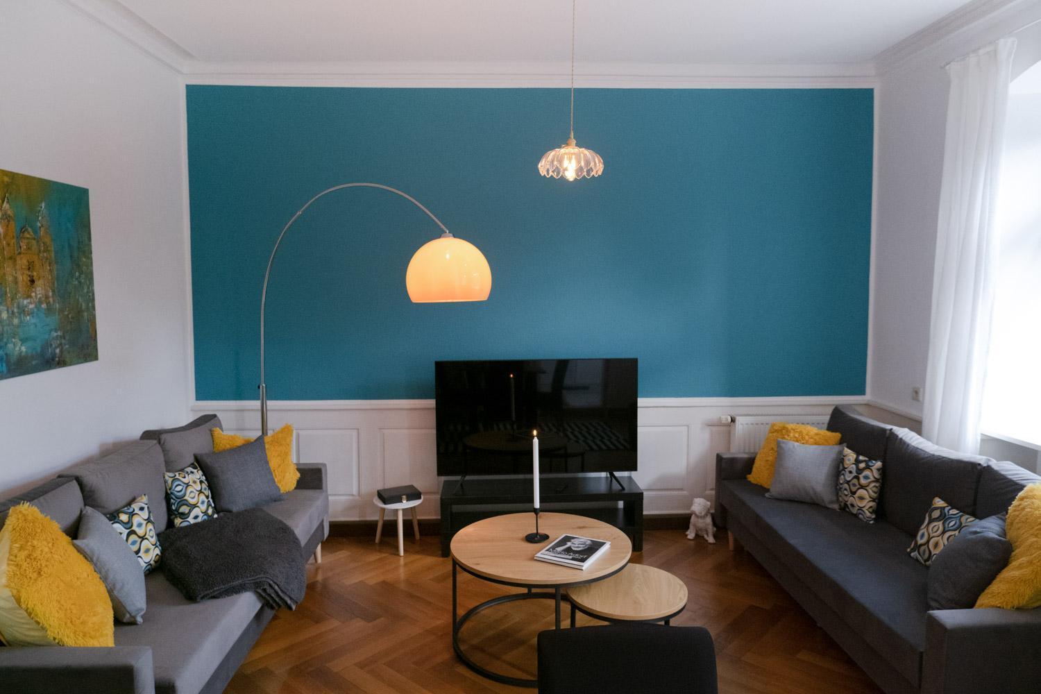 Bella Casa - Business&Family - 2 Zimmer Direkt Neben Schloss, Parkplatz, Smarttv, Netflix, Waschmaschine, 24H Checkin, 71Qm, Kingsizebett, Hotelbettwaesche 路德维希堡 外观 照片