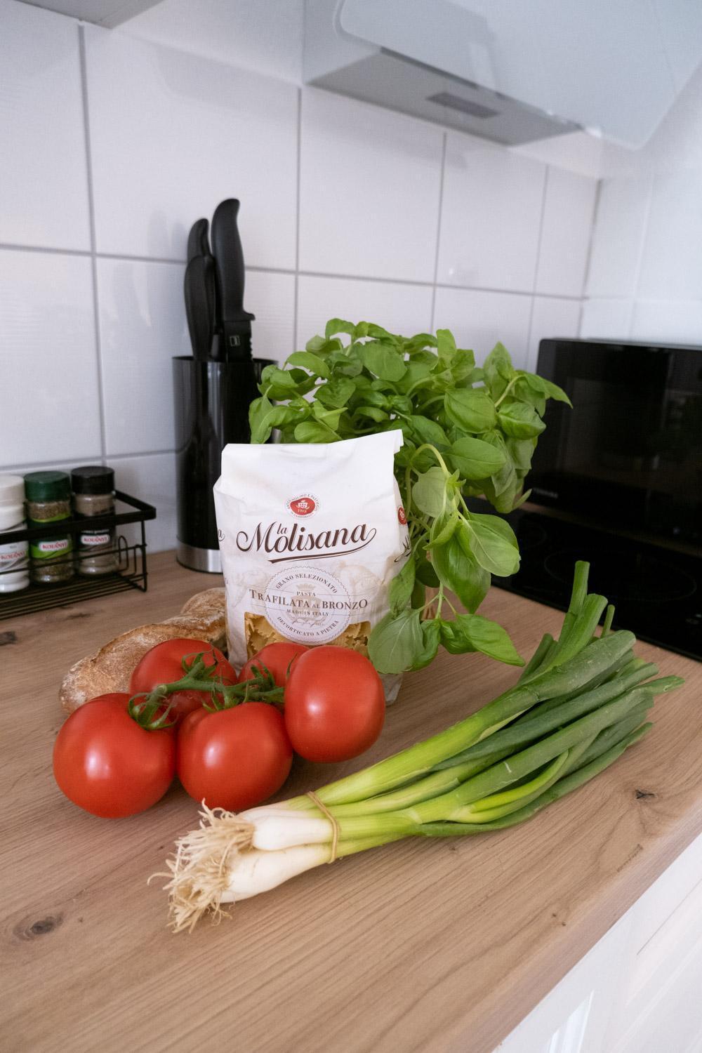 Bella Casa - Business&Family - 2 Zimmer Direkt Neben Schloss, Parkplatz, Smarttv, Netflix, Waschmaschine, 24H Checkin, 71Qm, Kingsizebett, Hotelbettwaesche 路德维希堡 外观 照片